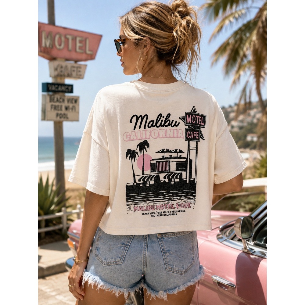 Malibu California Motel Cafe Graphic Crop Top Off White Boxy Tee Small
